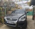Сірий Фольксваген Туарег, об'ємом двигуна 3 л та пробігом 320 тис. км за 8000 $, фото 1 на Automoto.ua