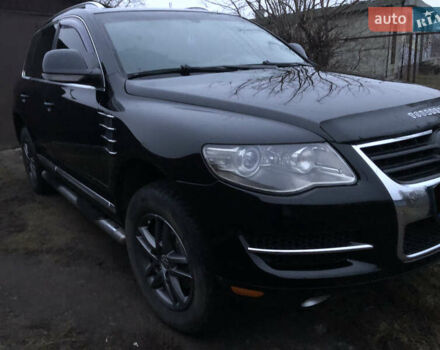 Серый Фольксваген Туарег, объемом двигателя 3.6 л и пробегом 290 тыс. км за 12000 $, фото 52 на Automoto.ua