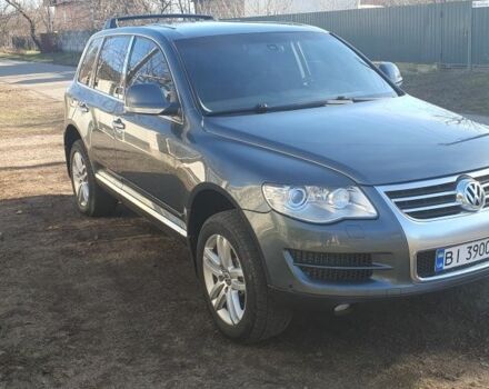Серый Фольксваген Туарег, объемом двигателя 0 л и пробегом 310 тыс. км за 12300 $, фото 3 на Automoto.ua