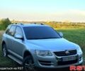 Фольксваген Туарег 2007 у Жмеренке на Automoto.ua Сірий Фольксваген Туарег, об'ємом двигуна 3 л та пробігом 244 тис. км за 10700 $, фото 1 на Automoto.ua