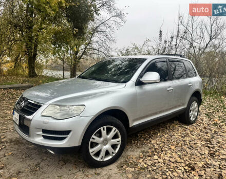 Фольксваген Туарег 2007 в Киеве на Automoto.ua Серый Фольксваген Туарег, объемом двигателя 3 л и пробегом 415 тыс. км за 9500 $, фото 1 на Automoto.ua