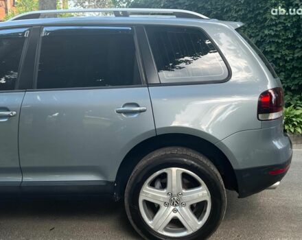 Сірий Фольксваген Туарег, об'ємом двигуна 3 л та пробігом 313 тис. км за 10990 $, фото 10 на Automoto.ua
