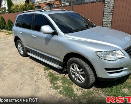 Фольксваген Туарег 2007 у Жмеренке на Automoto.ua Сірий Фольксваген Туарег, об'ємом двигуна 3 л та пробігом 244 тис. км за 10700 $, фото 3 на Automoto.ua