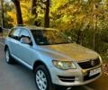 Фольксваген Туарег 2007 в Сумах на Automoto.ua Серый Фольксваген Туарег, объемом двигателя 3 л и пробегом 245 тыс. км за 3500 $, фото 1 на Automoto.ua