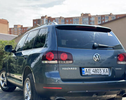 Серый Фольксваген Туарег, объемом двигателя 2.97 л и пробегом 240 тыс. км за 11500 $, фото 20 на Automoto.ua