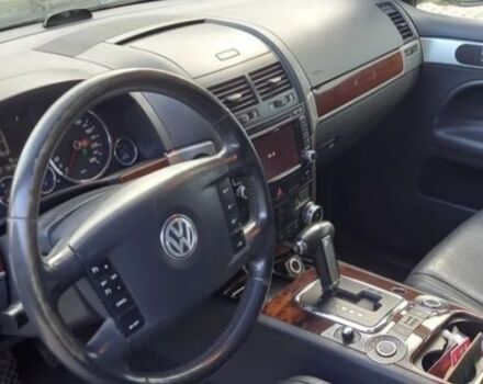 Сірий Фольксваген Туарег, об'ємом двигуна 0 л та пробігом 320 тис. км за 3500 $, фото 5 на Automoto.ua