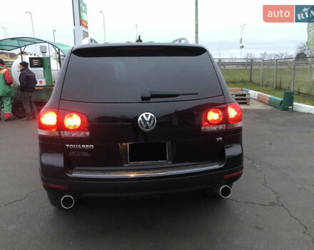 Серый Фольксваген Туарег, объемом двигателя 3.6 л и пробегом 290 тыс. км за 12000 $, фото 15 на Automoto.ua