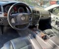 Фольксваген Туарег 2007 в Киеве на Automoto.ua Серый Фольксваген Туарег, объемом двигателя 3 л и пробегом 298 тыс. км за 10999 $, фото 13 на Automoto.ua