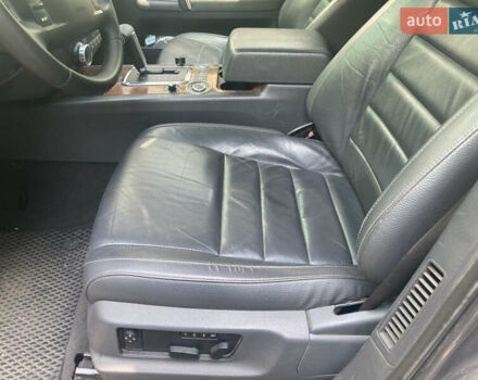 Сірий Фольксваген Туарег, об'ємом двигуна 2.97 л та пробігом 293 тис. км за 11300 $, фото 1 на Automoto.ua