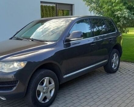 Сірий Фольксваген Туарег, об'ємом двигуна 0 л та пробігом 320 тис. км за 3500 $, фото 1 на Automoto.ua