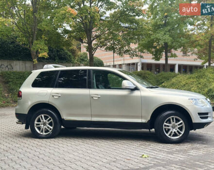 Фольксваген Туарег 2007 в Киеве на Automoto.ua Серый Фольксваген Туарег, объемом двигателя 2.46 л и пробегом 290 тыс. км за 9750 $, фото 5 на Automoto.ua