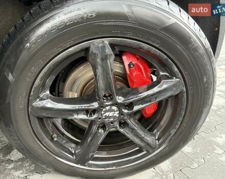 Серый Фольксваген Туарег, объемом двигателя 3 л и пробегом 230 тыс. км за 10500 $, фото 25 на Automoto.ua