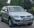 Сірий Фольксваген Туарег, об'ємом двигуна 3 л та пробігом 217 тис. км за 3700 $, фото 1 на Automoto.ua