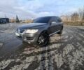 Сірий Фольксваген Туарег, об'ємом двигуна 3 л та пробігом 323 тис. км за 12700 $, фото 1 на Automoto.ua