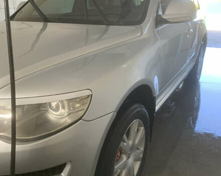 Серый Фольксваген Туарег, объемом двигателя 3.6 л и пробегом 245 тыс. км за 9000 $, фото 17 на Automoto.ua