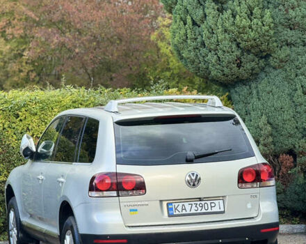 Фольксваген Туарег 2007 в Киеве на Automoto.ua Серый Фольксваген Туарег, объемом двигателя 2.46 л и пробегом 290 тыс. км за 9750 $, фото 7 на Automoto.ua