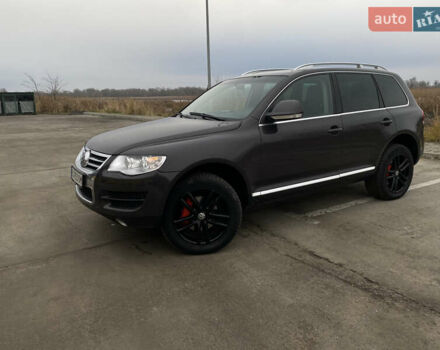 Сірий Фольксваген Туарег, об'ємом двигуна 3 л та пробігом 264 тис. км за 13200 $, фото 1 на Automoto.ua