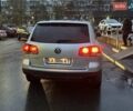 Серый Фольксваген Туарег, объемом двигателя 3.6 л и пробегом 295 тыс. км за 8800 $, фото 20 на Automoto.ua