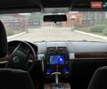 Серый Фольксваген Туарег, объемом двигателя 2.5 л и пробегом 138 тыс. км за 8999 $, фото 57 на Automoto.ua