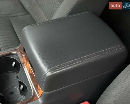 Серый Фольксваген Туарег, объемом двигателя 2.5 л и пробегом 138 тыс. км за 8999 $, фото 37 на Automoto.ua