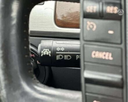 Серый Фольксваген Туарег, объемом двигателя 3 л и пробегом 391 тыс. км за 8115 $, фото 11 на Automoto.ua