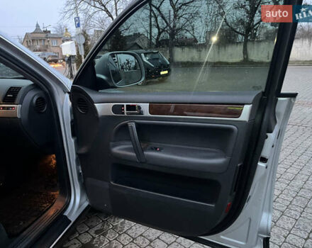 Сірий Фольксваген Туарег, об'ємом двигуна 3.6 л та пробігом 247 тис. км за 10950 $, фото 18 на Automoto.ua