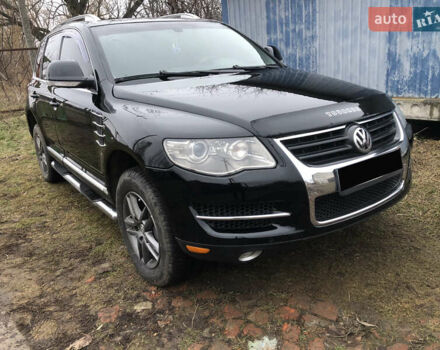 Серый Фольксваген Туарег, объемом двигателя 3.6 л и пробегом 290 тыс. км за 12000 $, фото 47 на Automoto.ua