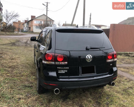 Серый Фольксваген Туарег, объемом двигателя 3.6 л и пробегом 290 тыс. км за 12000 $, фото 34 на Automoto.ua