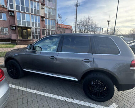 Сірий Фольксваген Туарег, об'ємом двигуна 2.97 л та пробігом 267 тис. км за 10000 $, фото 6 на Automoto.ua