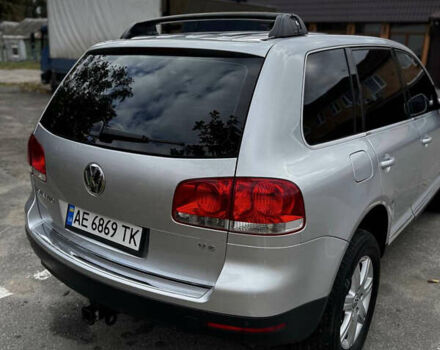 Сірий Фольксваген Туарег, об'ємом двигуна 3.19 л та пробігом 295 тис. км за 8000 $, фото 4 на Automoto.ua