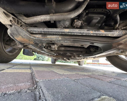 Серый Фольксваген Туарег, объемом двигателя 2.97 л и пробегом 240 тыс. км за 11500 $, фото 19 на Automoto.ua