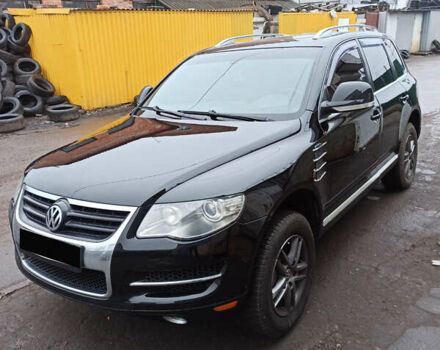 Серый Фольксваген Туарег, объемом двигателя 3.6 л и пробегом 290 тыс. км за 12000 $, фото 27 на Automoto.ua