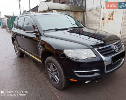 Серый Фольксваген Туарег, объемом двигателя 3.6 л и пробегом 290 тыс. км за 12000 $, фото 12 на Automoto.ua