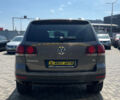Серый Фольксваген Туарег, объемом двигателя 3.6 л и пробегом 153 тыс. км за 10700 $, фото 5 на Automoto.ua