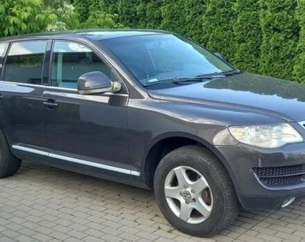 Сірий Фольксваген Туарег, об'ємом двигуна 0 л та пробігом 320 тис. км за 3500 $, фото 2 на Automoto.ua