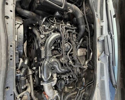 Серый Фольксваген Туарег, объемом двигателя 3 л и пробегом 289 тыс. км за 4000 $, фото 8 на Automoto.ua