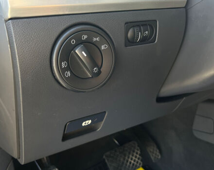 Серый Фольксваген Туарег, объемом двигателя 3.6 л и пробегом 153 тыс. км за 10700 $, фото 14 на Automoto.ua