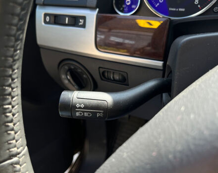 Серый Фольксваген Туарег, объемом двигателя 3.6 л и пробегом 153 тыс. км за 10700 $, фото 19 на Automoto.ua