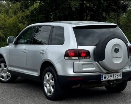 Серый Фольксваген Туарег, объемом двигателя 3 л и пробегом 219 тыс. км за 3700 $, фото 4 на Automoto.ua