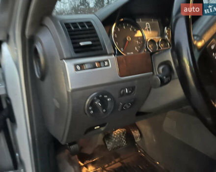 Сірий Фольксваген Туарег, об'ємом двигуна 3.6 л та пробігом 247 тис. км за 10950 $, фото 13 на Automoto.ua