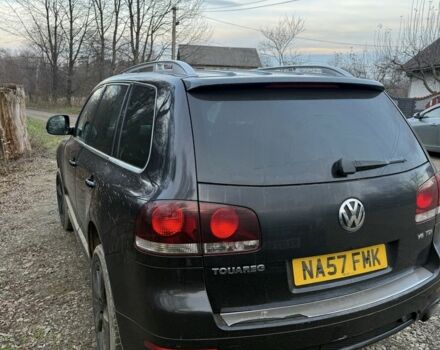 Сірий Фольксваген Туарег, об'ємом двигуна 3 л та пробігом 250 тис. км за 6150 $, фото 2 на Automoto.ua