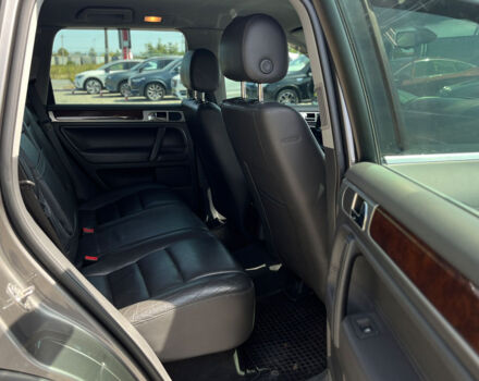 Серый Фольксваген Туарег, объемом двигателя 3.6 л и пробегом 153 тыс. км за 10700 $, фото 29 на Automoto.ua