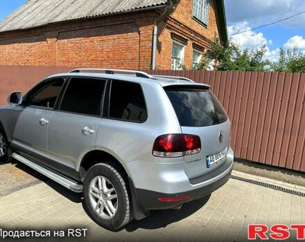 Фольксваген Туарег 2007 у Жмеренке на Automoto.ua Сірий Фольксваген Туарег, об'ємом двигуна 3 л та пробігом 244 тис. км за 10700 $, фото 5 на Automoto.ua