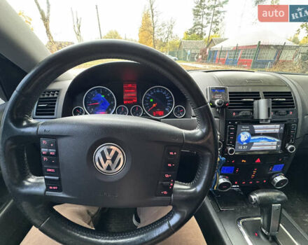 Фольксваген Туарег 2007 в Киеве на Automoto.ua Серый Фольксваген Туарег, объемом двигателя 3 л и пробегом 415 тыс. км за 9500 $, фото 14 на Automoto.ua
