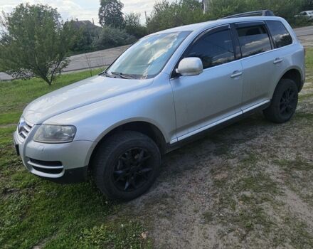 Серый Фольксваген Туарег, объемом двигателя 3.6 л и пробегом 207 тыс. км за 9000 $, фото 5 на Automoto.ua