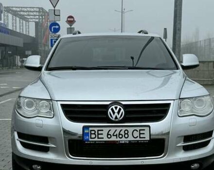 Серый Фольксваген Туарег, объемом двигателя 3 л и пробегом 266 тыс. км за 14000 $, фото 6 на Automoto.ua