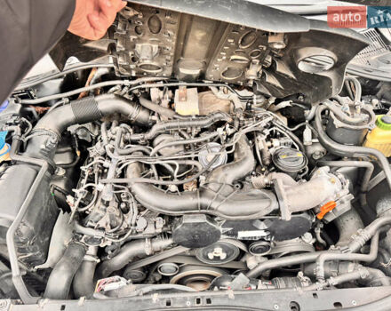 Серый Фольксваген Туарег, объемом двигателя 2.97 л и пробегом 264 тыс. км за 10500 $, фото 17 на Automoto.ua