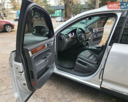 Серый Фольксваген Туарег, объемом двигателя 0 л и пробегом 250 тыс. км за 10199 $, фото 31 на Automoto.ua