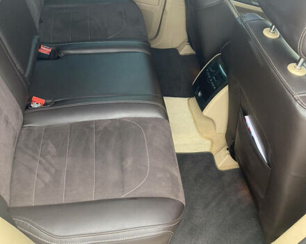 Сірий Фольксваген Туарег, об'ємом двигуна 3 л та пробігом 350 тис. км за 11999 $, фото 5 на Automoto.ua