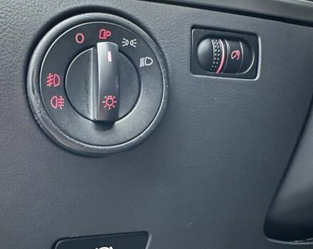 Сірий Фольксваген Туарег, об'ємом двигуна 2.97 л та пробігом 285 тис. км за 13400 $, фото 25 на Automoto.ua